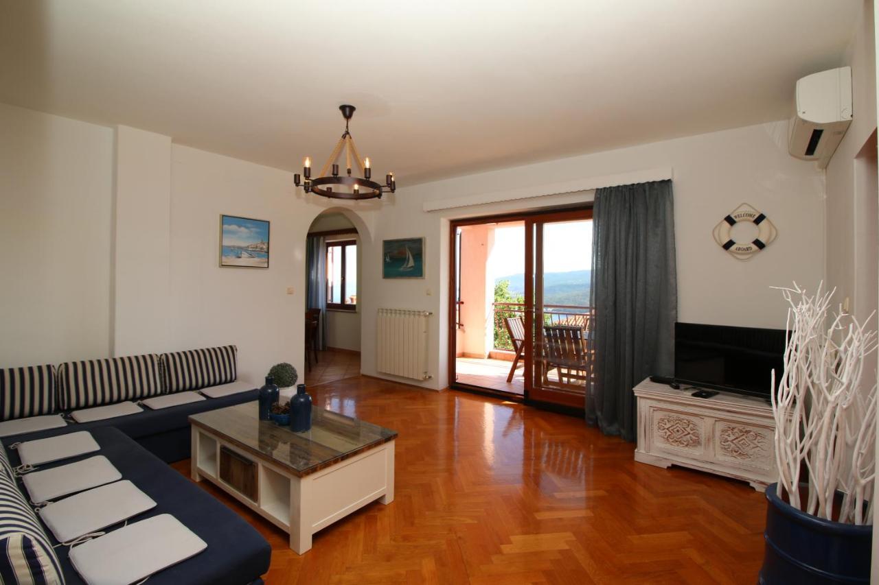 Apartman With A Parking Space Rabac, Labin - 7429 *